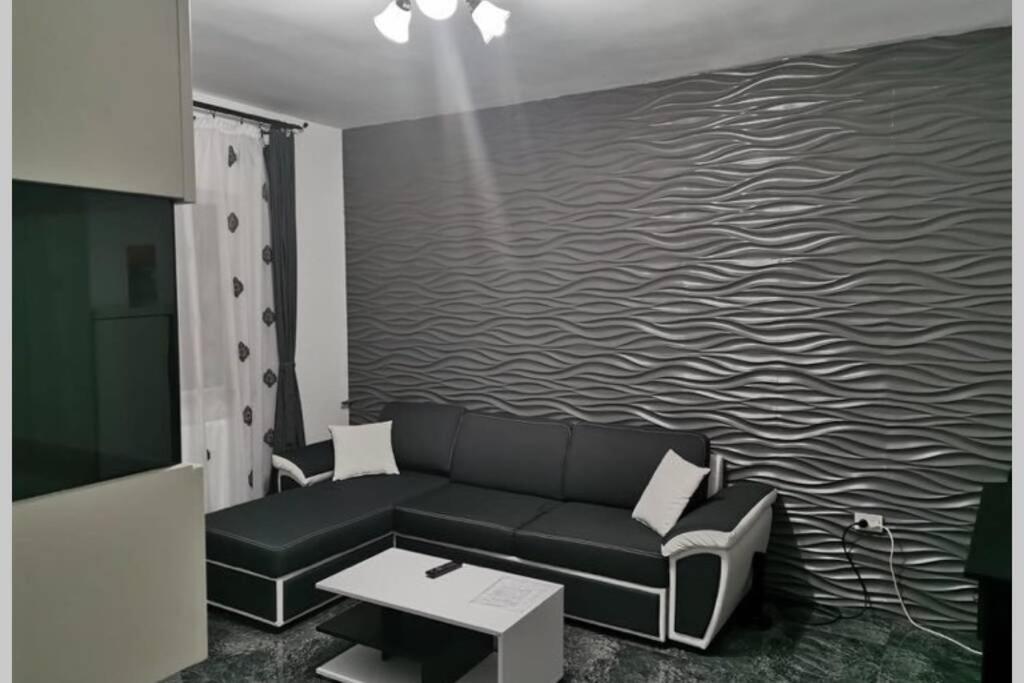Апартаменты Cozy Flat Питешти Экстерьер фото